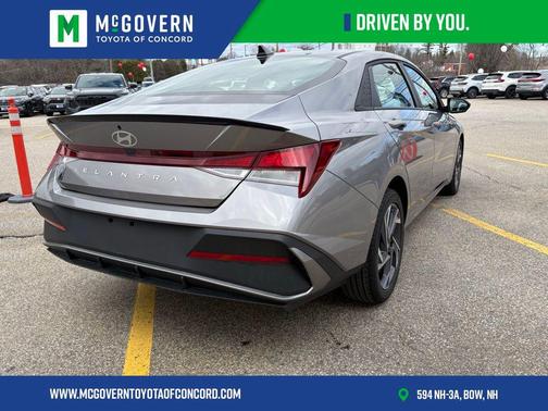 2025 Hyundai ELANTRA Sport