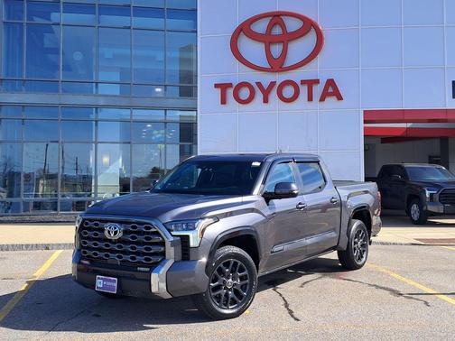 Magnetic Gray Metallic 2024 Toyota Tundra Platinum