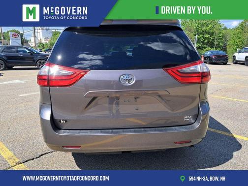 Predawn Gray Mica 2020 Toyota Sienna XLE
