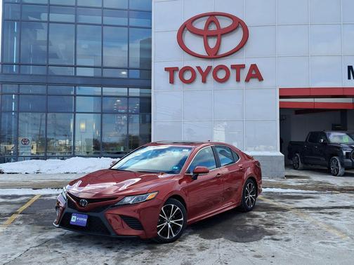 2019 Toyota Camry SE