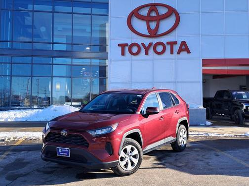 2022 Toyota RAV4 LE