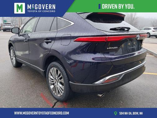 2022 Toyota Venza XLE