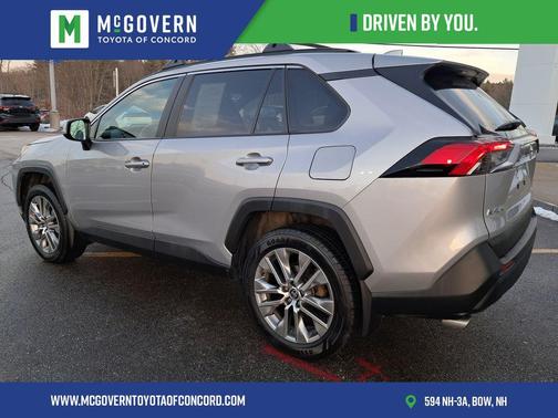 2022 Toyota RAV4 XLE Premium