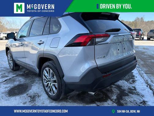 2022 Toyota RAV4 XLE Premium