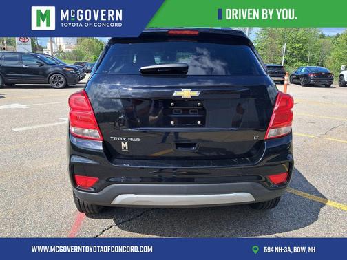 Mosaic Black Metallic 2017 Chevrolet Trax LT