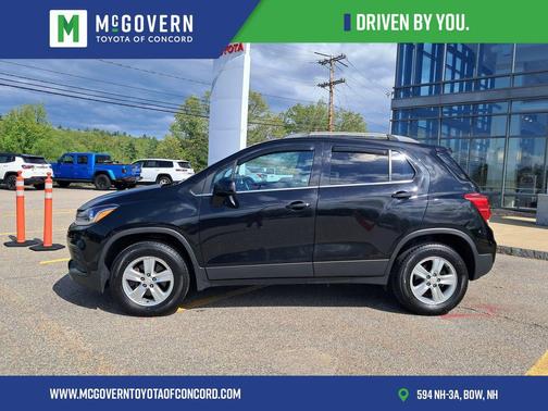 Mosaic Black Metallic 2017 Chevrolet Trax LT
