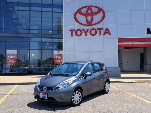 Gun Metallic 2016 Nissan Versa Note SV