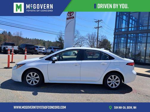 White 2022 Toyota Corolla LE