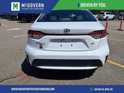 White 2022 Toyota Corolla LE