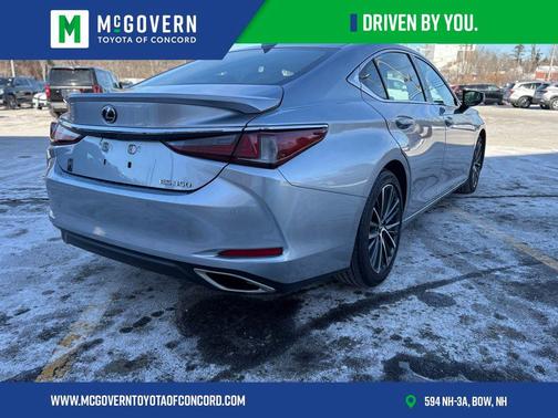 2023 Lexus ES 350 Base