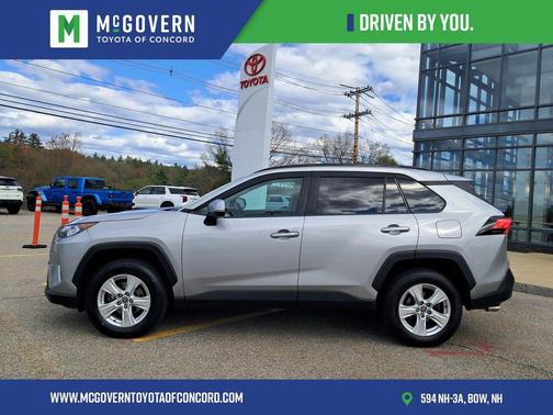 Silver Sky Metallic 2021 Toyota RAV4 XLE