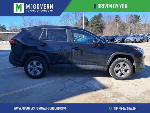 2025 Toyota RAV4 Hybrid XLE