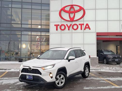 2021 Toyota RAV4 XLE
