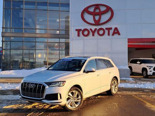 2023 Audi Q7 55 Premium Plus