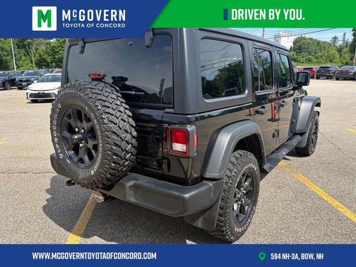 Black Clearcoat 2021 Jeep Wrangler Willys