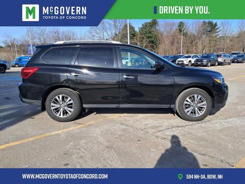 Magnetic Black Pearl 2019 Nissan Pathfinder S