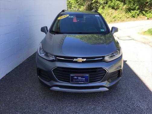 Satin Steel Metallic 2019 Chevrolet Trax LT