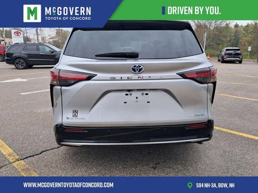 Celestial Silver Metallic 2025 Toyota Sienna Platinum