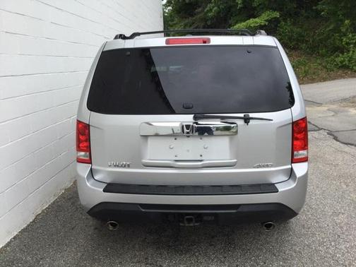 Alabaster Silver Metallic 2012 Honda Pilot EX-L