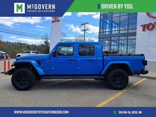 Hydro Blue Pearlcoat 2022 Jeep Gladiator Mojave 4x4
