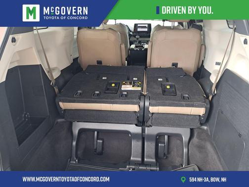 Sunset Bronze Mica 2023 Toyota Sienna XLE