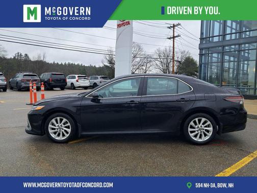 Midnight Black Metallic 2021 Toyota Camry LE