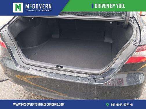 Midnight Black Metallic 2021 Toyota Camry LE