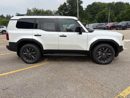 Wind Chill Pearl 2027 Toyota Land Cruiser