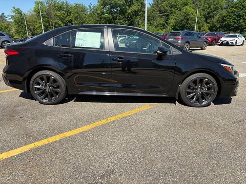 Midnight Black Metallic 2026 Toyota Corolla SE