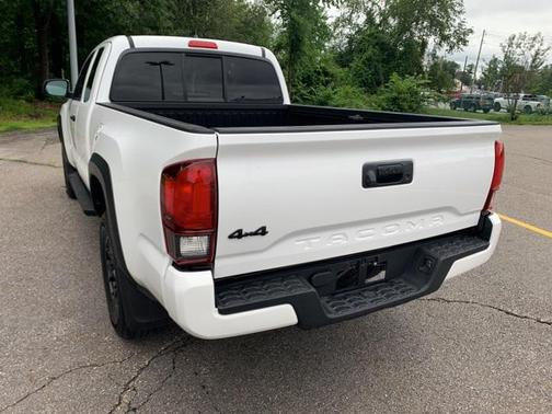 Super White 2019 Toyota Tacoma SR