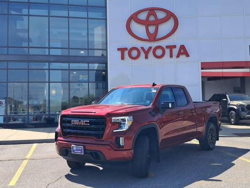 Cayenne Red Tintcoat 2022 GMC Sierra 1500 Elevation
