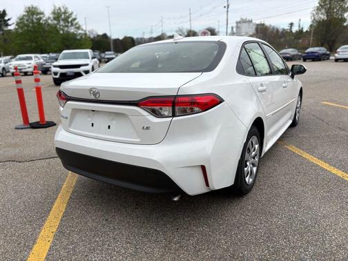 Ice Cap 2026 Toyota Corolla LE