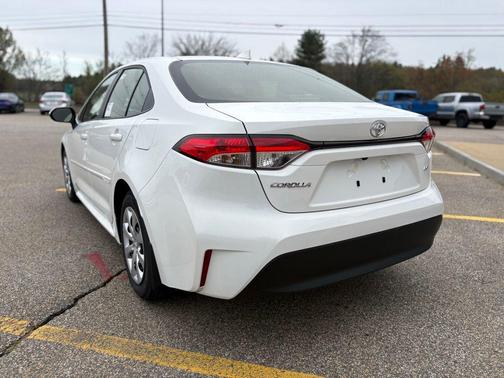 Ice Cap 2026 Toyota Corolla LE