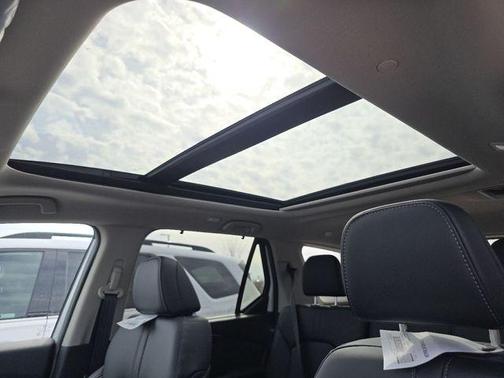 Platinum 2026 Honda Pilot Touring