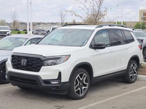 Platinum White Pearl 2023 Honda Passport Elite