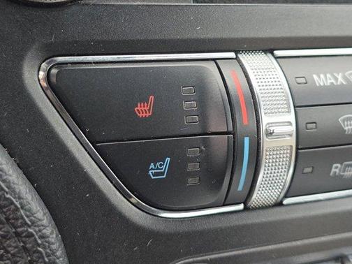 2016 Ford Mustang EcoBoost Premium