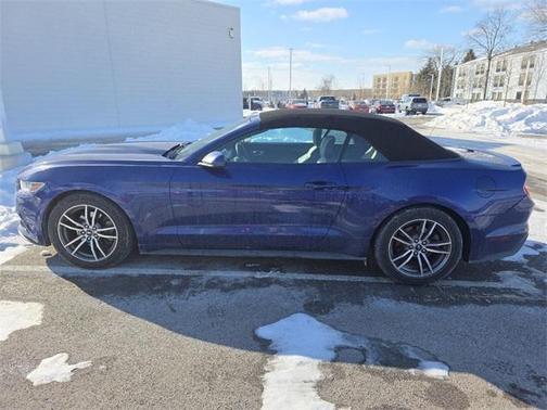 2016 Ford Mustang EcoBoost Premium