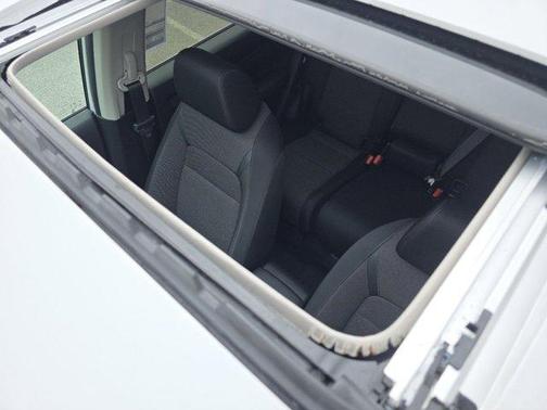 Platinum White Pearl 2026 Honda CR-V EX