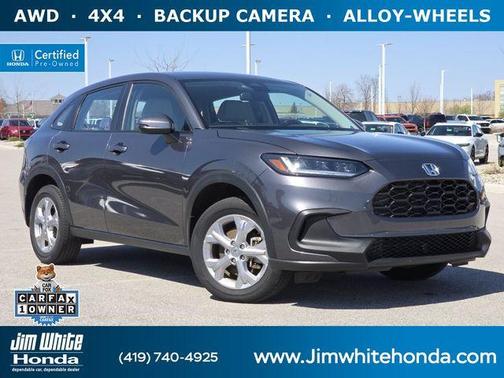 Silver Metallic 2024 Honda HR-V LX