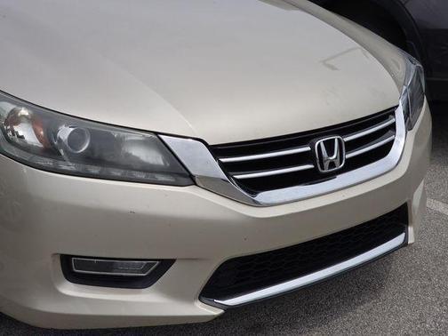 Tiger Eye Pearl 2013 Honda Accord EX-L