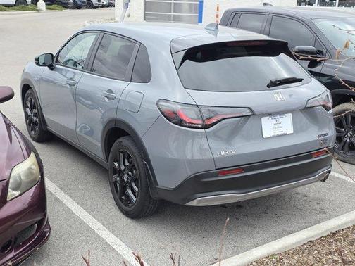 Urban Gray Pearl 2024 Honda HR-V Sport