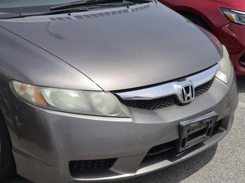 Polished Metal Metallic 2009 Honda Civic LX