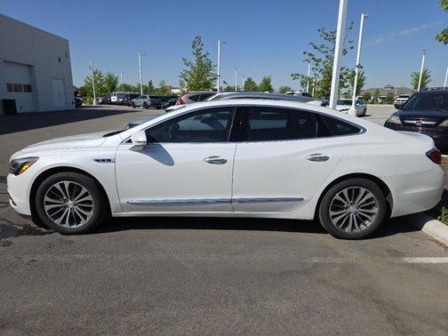 White Frost Tri-Coat 2019 Buick LaCrosse Essence