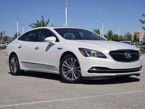 White Frost Tri-Coat 2019 Buick LaCrosse Essence