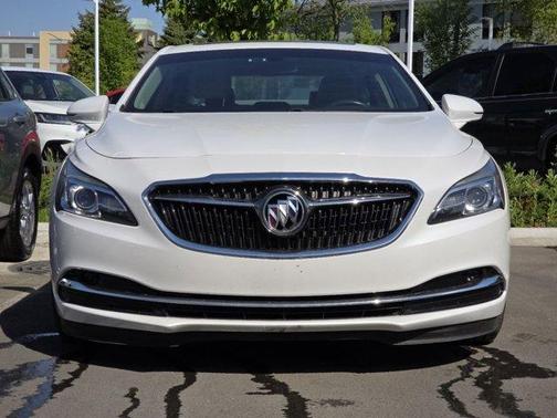 White Frost Tri-Coat 2019 Buick LaCrosse Essence