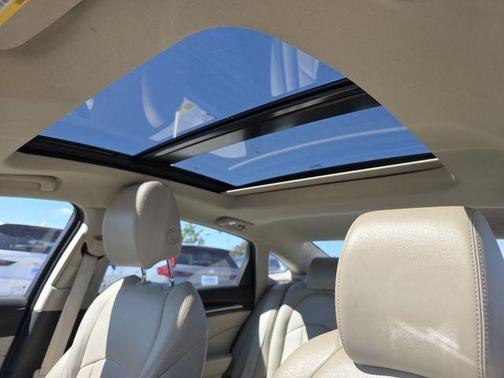 White Frost Tri-Coat 2019 Buick LaCrosse Essence
