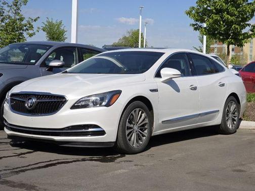 White Frost Tri-Coat 2019 Buick LaCrosse Essence