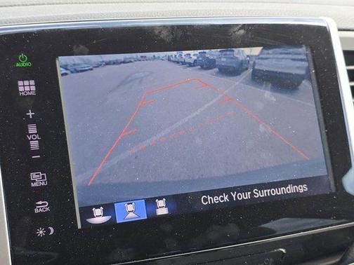 Silver Metallic 2016 Honda Pilot EX-L