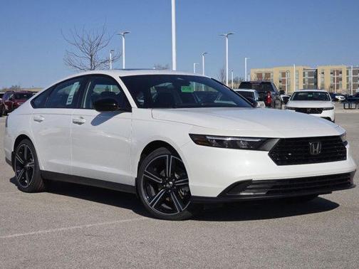 Platinum White Pearl 2026 Honda Accord Hybrid Sport