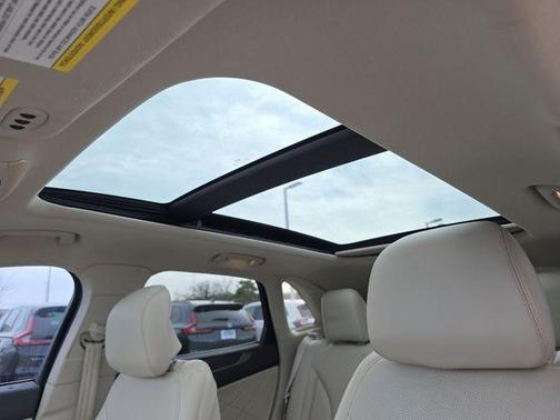 Burgundy Velvet Metallic Tinted Clearcoat 2019 Lincoln MKC Reserve